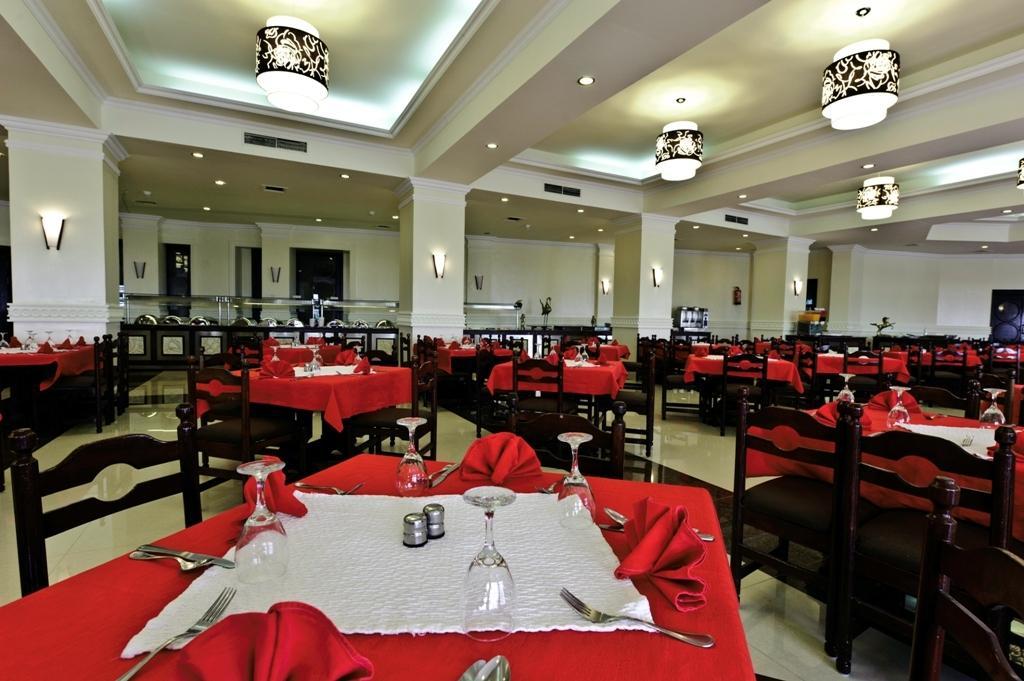 Aida Beach Hotel & Apartments - אל עלמיין מראה חיצוני תמונה